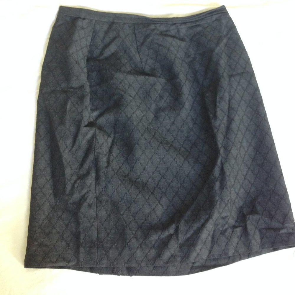 Woman's Tamotsu New York, skirt , used ,size 12